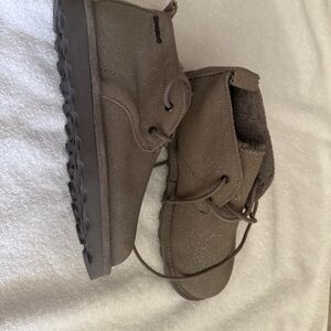 Women’s Gray Sparkly Boots